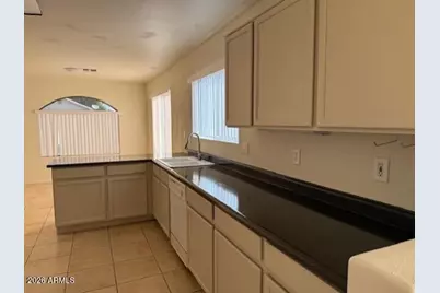 9427 W Ironwood Drive, Peoria, AZ 85345 - Photo 5