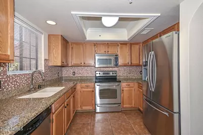 6945 E Cochise Road #Unit 106, Paradise Valley, AZ 85253 - Photo 11