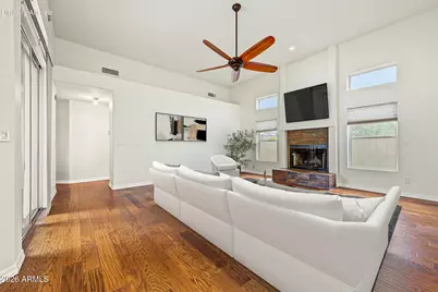 11402 N 44th Court, Phoenix, AZ 85028 - Photo 5