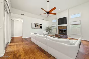 11402 N 44th Ct, Phoenix, AZ 85028 - Photo 5