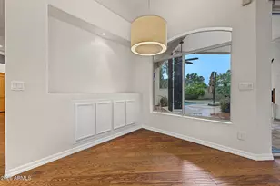 11402 N 44th Ct, Phoenix, AZ 85028 - Photo 9