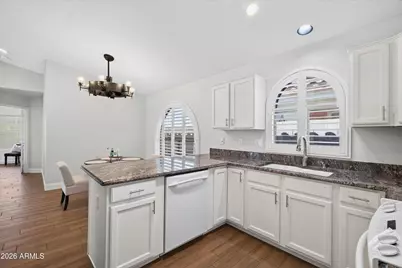 613 E Devon Drive, Gilbert, AZ 85296 - Photo 13