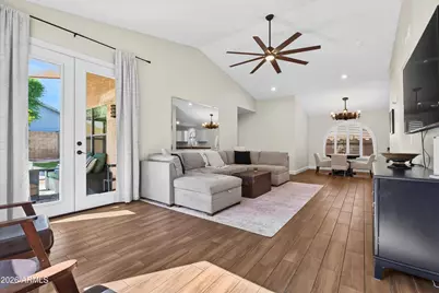 613 E Devon Drive, Gilbert, AZ 85296 - Photo 5