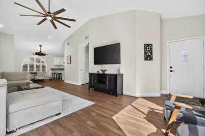 613 E Devon Drive, Gilbert, AZ 85296 - Photo 7