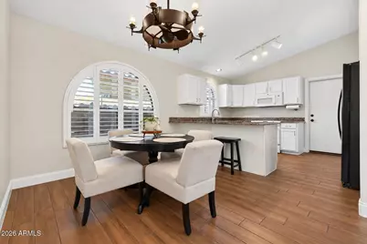 613 E Devon Drive, Gilbert, AZ 85296 - Photo 9
