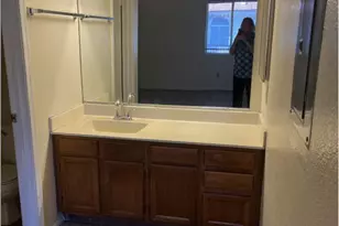 10610 S 48th St, Phoenix, AZ 85044 - Photo 9