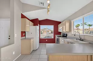 1839 E Oakland St, Chandler, AZ 85225 - Photo 9