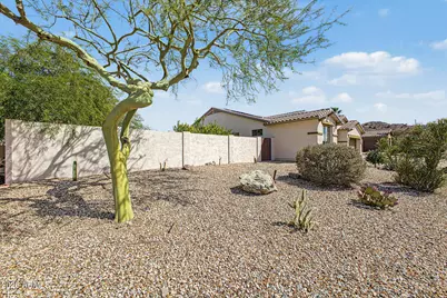 10135 S 185th Avenue, Goodyear, AZ 85338 - Photo 5