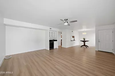 3619 E Monterosa Street #108, Phoenix, AZ 85018 - Photo 5