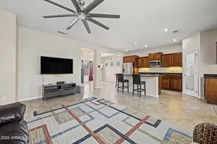 2240 W Davis Rd, Phoenix, AZ 85023 - Photo 9