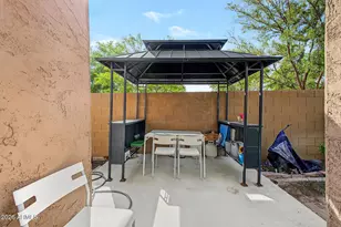 2240 W Davis Rd, Phoenix, AZ 85023 - Photo 35