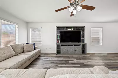 1061 E Poncho Lane, San Tan Valley, AZ 85143 - Photo 7