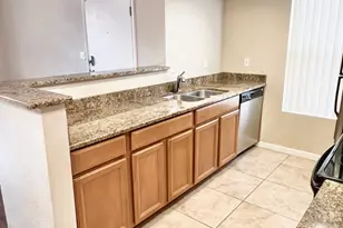 1125 E Broadway Rd, Tempe, AZ 85282 - Photo 17