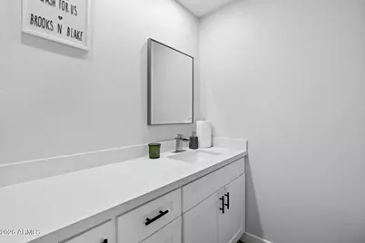 4470 E Belleview Street, Phoenix, AZ 85008 - Photo 15
