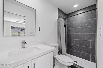 4470 E Belleview Street, Phoenix, AZ 85008 - Photo 17