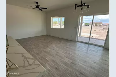 15931 S Fischer Place, Arizona City, AZ 85123 - Photo 13
