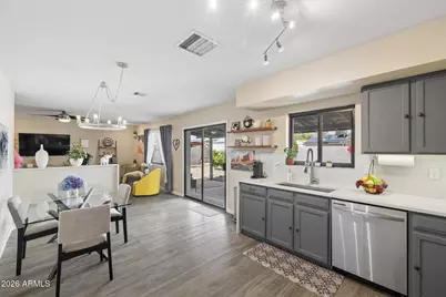 2548 E Inverness Avenue, Mesa, AZ 85204 - Photo 13