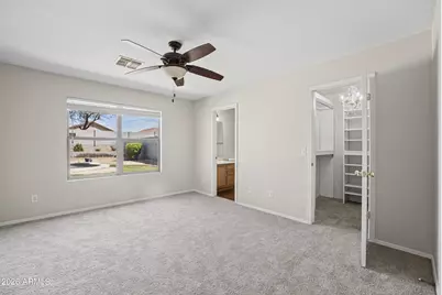 10538 W Foothill Drive, Peoria, AZ 85383 - Photo 11