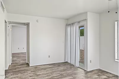 932 E Michigan Avenue, Phoenix, AZ 85022 - Photo 9