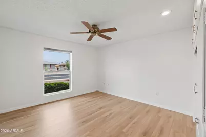 10321 W Pleasant Valley Road, Sun City, AZ 85351 - Photo 37