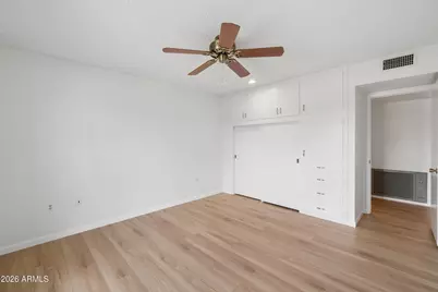 10321 W Pleasant Valley Road, Sun City, AZ 85351 - Photo 35