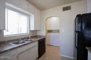 120 S Lebaron, Mesa, AZ 85210 - Photo 11