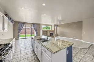 11013 W Utopia Rd, Peoria, AZ 85373 - Photo 13