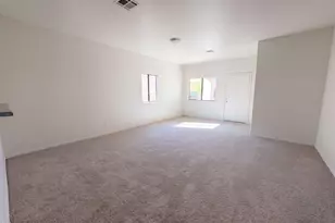 719 W Lydia Ln, Phoenix, AZ 85041 - Photo 3
