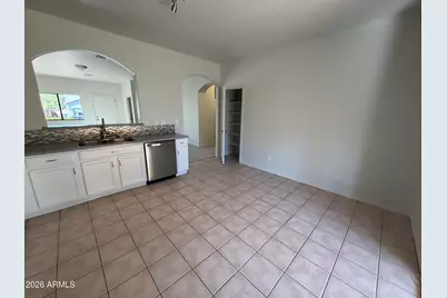 719 W Lydia Lane, Phoenix, AZ 85041 - Photo 19