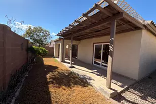 719 W Lydia Ln, Phoenix, AZ 85041 - Photo 5