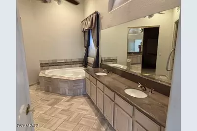 4419 E Robin Lane, Phoenix, AZ 85050 - Photo 9