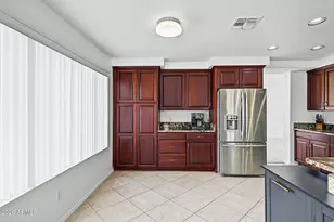 7220 W Los Gatos Dr, Glendale, AZ 85310 - Photo 9