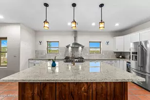 955 Thunder Rock Rd, Wickenburg, AZ 85390 - Photo 7