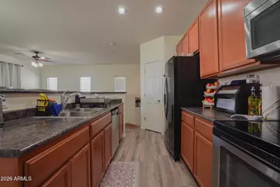 8115 W Lynwood Street, Phoenix, AZ 85043 - Photo 9