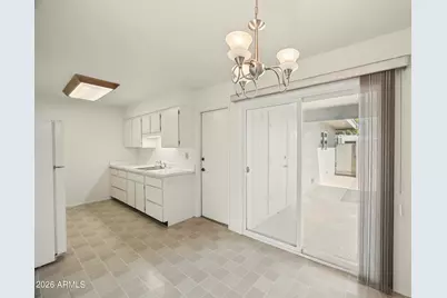13414 N Hawthorn Drive, Sun City, AZ 85351 - Photo 7