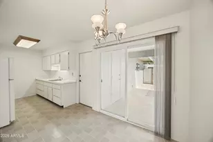 13414 N Hawthorn Dr, Sun City, AZ 85351 - Photo 7