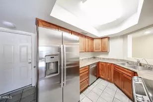 9223 N 47th Ct, Glendale, AZ 85302 - Photo 1