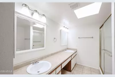 9223 N 47th Court, Glendale, AZ 85302 - Photo 13