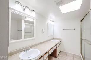 9223 N 47th Ct, Glendale, AZ 85302 - Photo 13