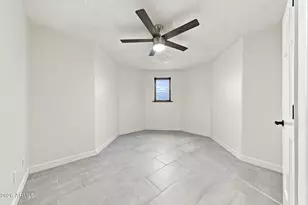 3307 E Coconino St, Phoenix, AZ 85044 - Photo 61