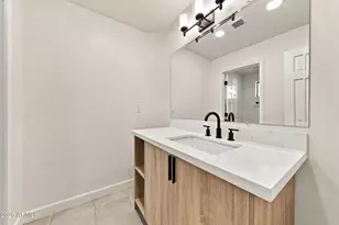 3307 E Coconino St, Phoenix, AZ 85044 - Photo 37