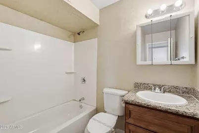 3001 N 55th Avenue, Phoenix, AZ 85031 - Photo 25