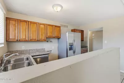 3001 N 55th Avenue, Phoenix, AZ 85031 - Photo 17