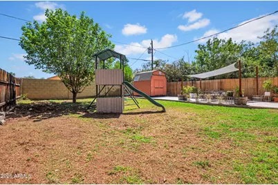 2405 N 27th Place, Phoenix, AZ 85008 - Photo 23