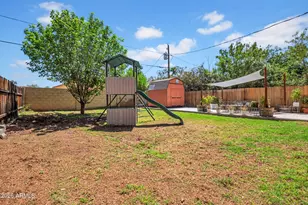 2405 N 27th Pl, Phoenix, AZ 85008 - Photo 23