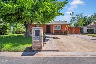2405 N 27th Pl, Phoenix, AZ 85008 - Photo 1