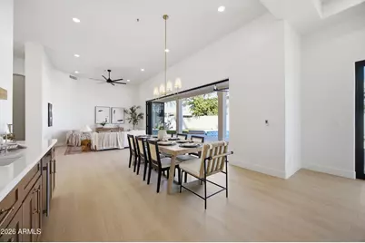 8978 E Wood Drive, Scottsdale, AZ 85260 - Photo 13