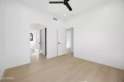 8978 E Wood Drive, Scottsdale, AZ 85260 - Photo 23