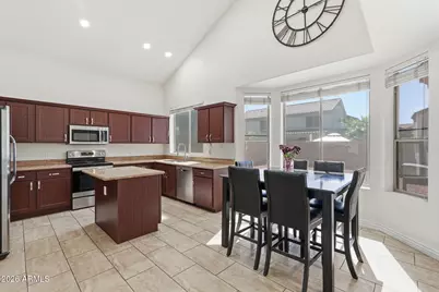 5273 W Angela Drive, Glendale, AZ 85308 - Photo 17