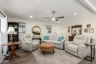 2233 E Behrend Dr, Phoenix, AZ 85024 - Photo 19